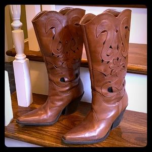 Carlos Women’s Leather Boots